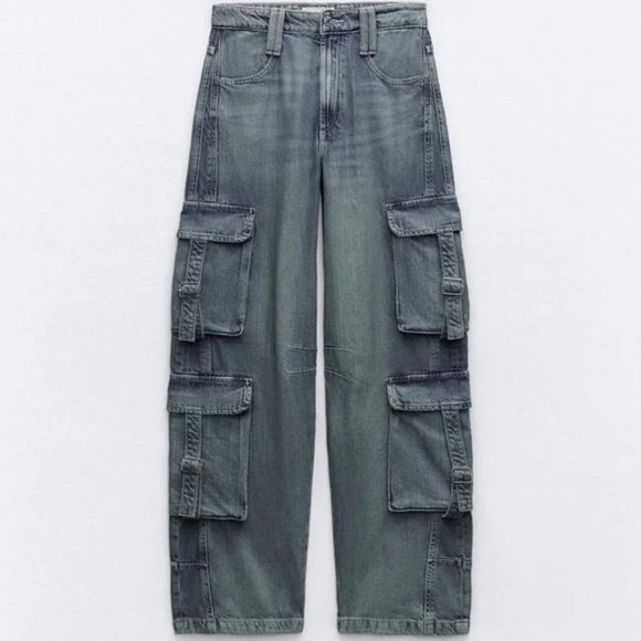 ZARA MID-RISE TRF CARGO JEANS BLOGGER’S FAVORITE